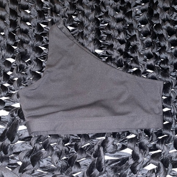 SET ACTIVE LUXFORM® ONE SHOULDER - Picture 5 of 6